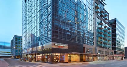 Residence Inn by Marriott Toronto Downtown / Entertainment District