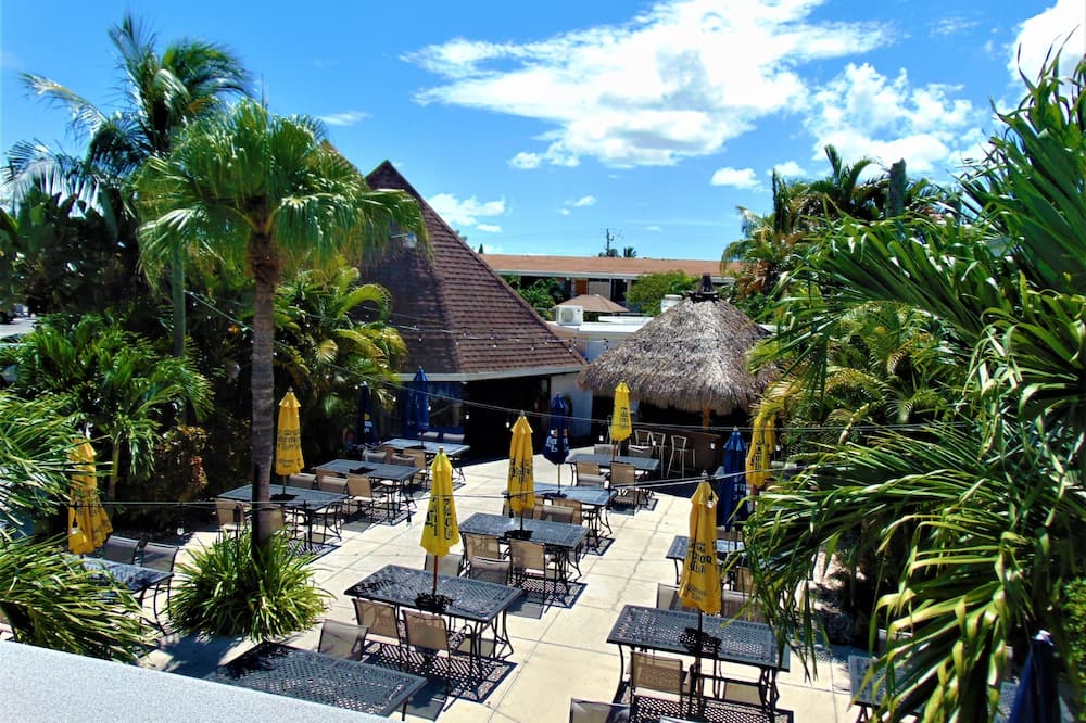 Dolphin Key Resort