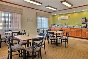 Free buffet breakfast