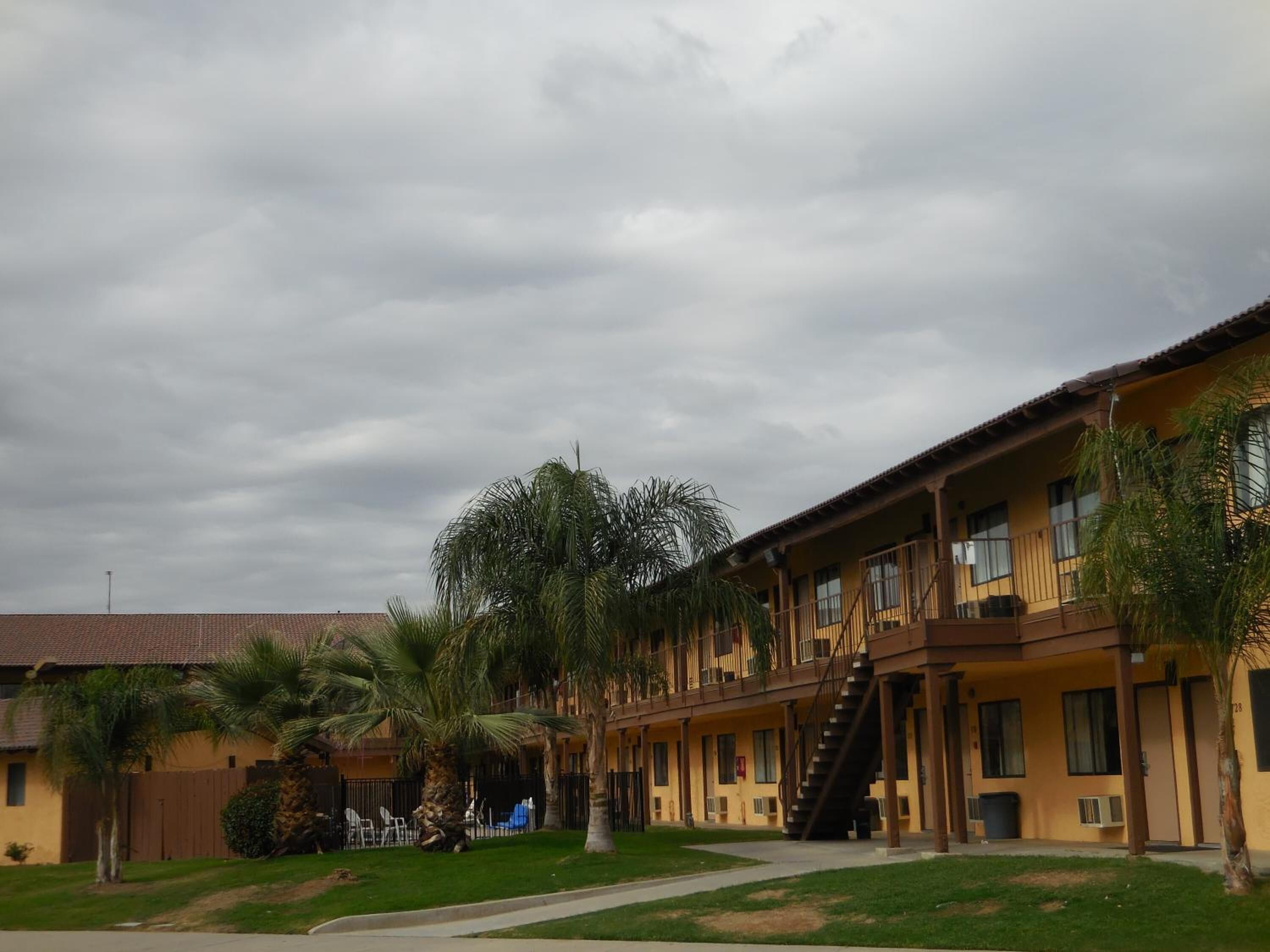 Photo - Best Economy Inn & Suites