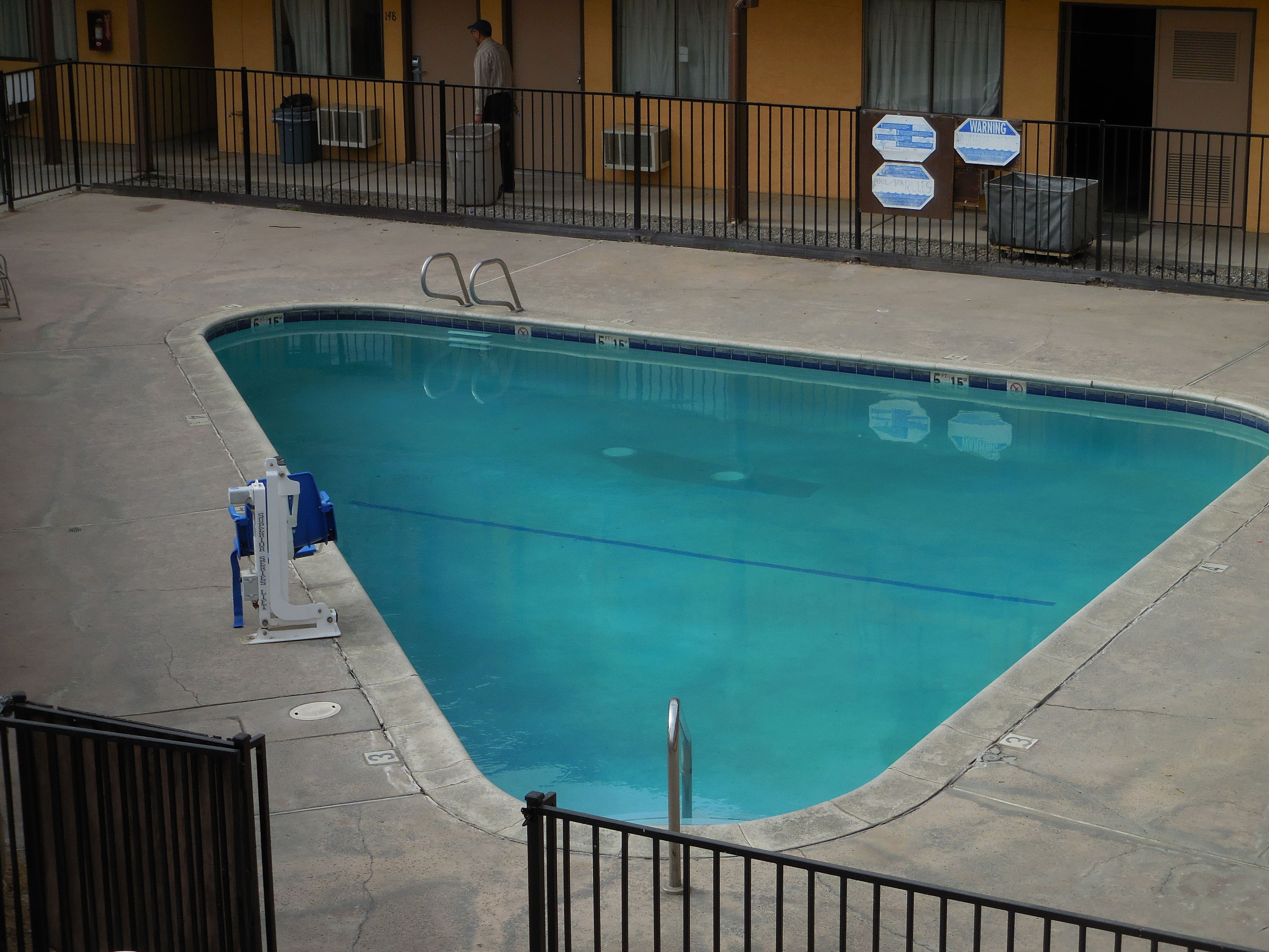 Photo - Best Economy Inn & Suites