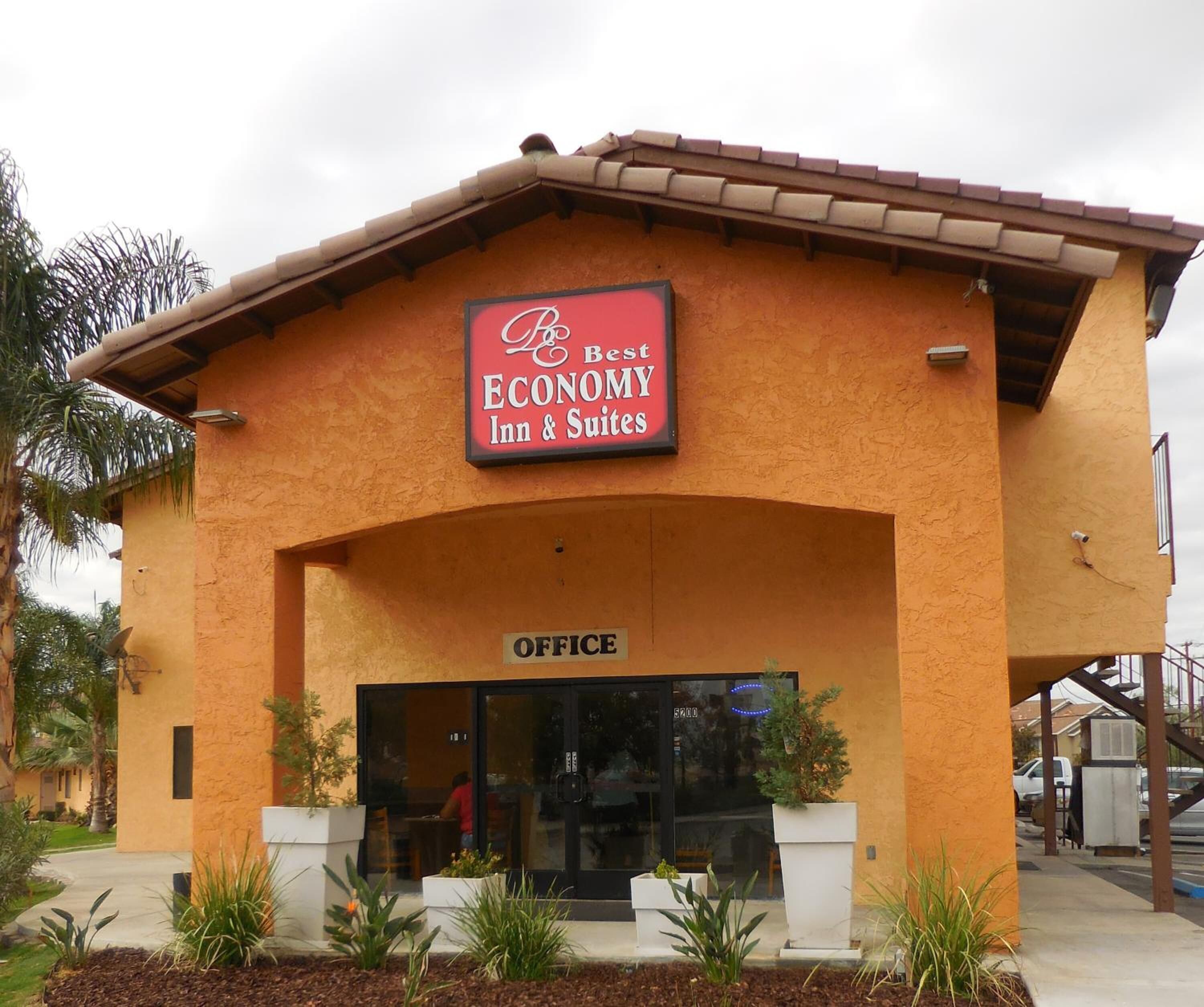 Photo - Best Economy Inn & Suites