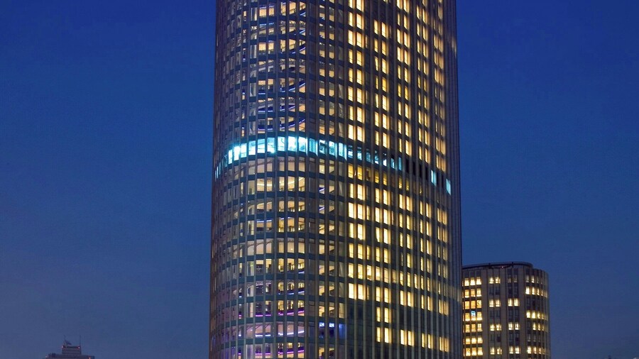 Sheraton Grand Shanghai Pudong Hotel & Residences