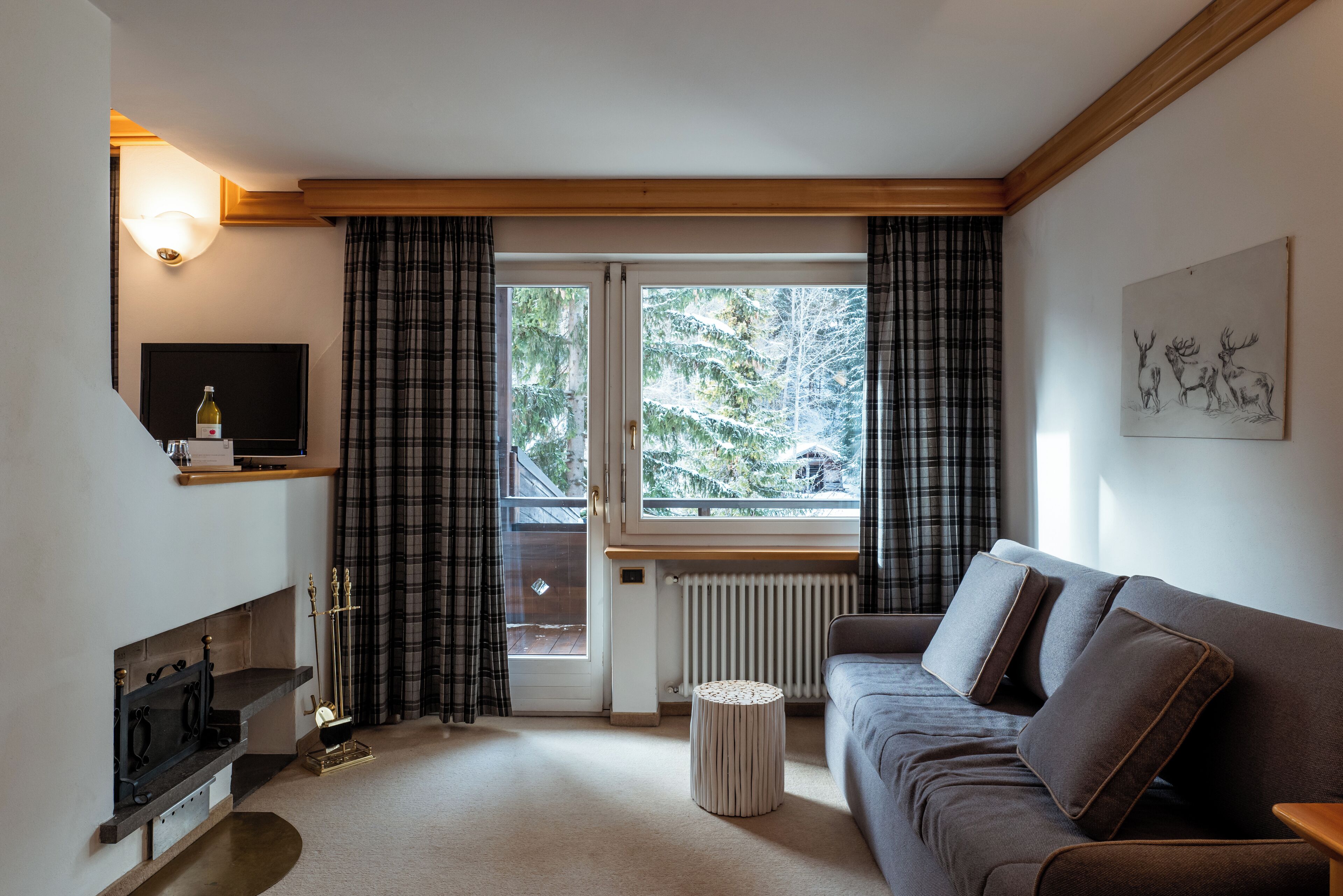 superior triple room, 1 double bed with sofa bed, balcony | 1 bedroom, down duvets, minibar, in-room safe