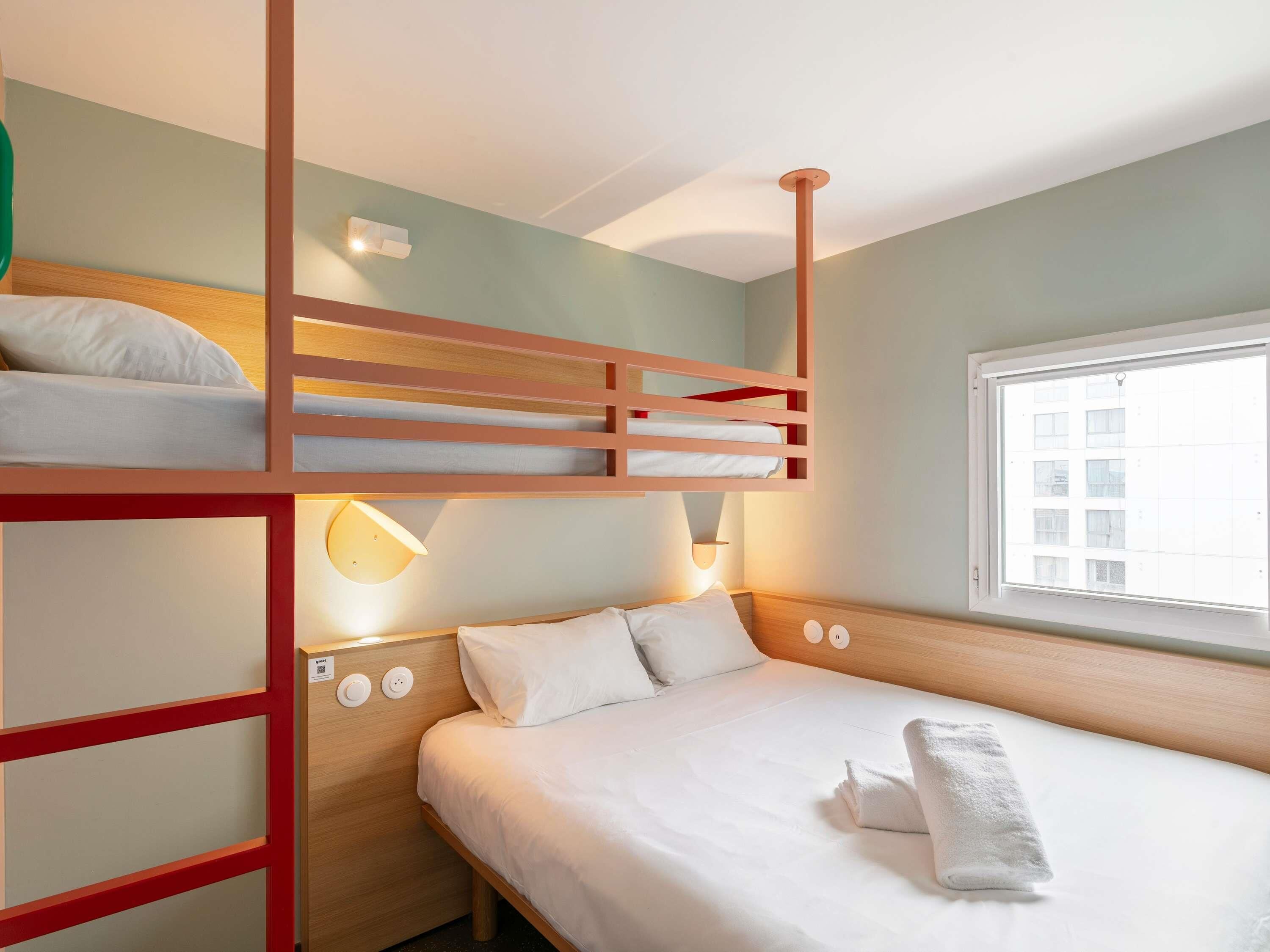 Triple Room, Multiple Beds | Desk, blackout curtains, soundproofing, free cots/infant beds