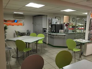 Lobby - Premiere Classe Saint Etienne Nord - Villars (Villars)