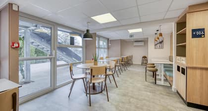 Premiere Classe Lyon Est - Aéroport Saint Exupéry