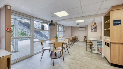 Premiere Classe Lyon Est - Aéroport Saint Exupéry