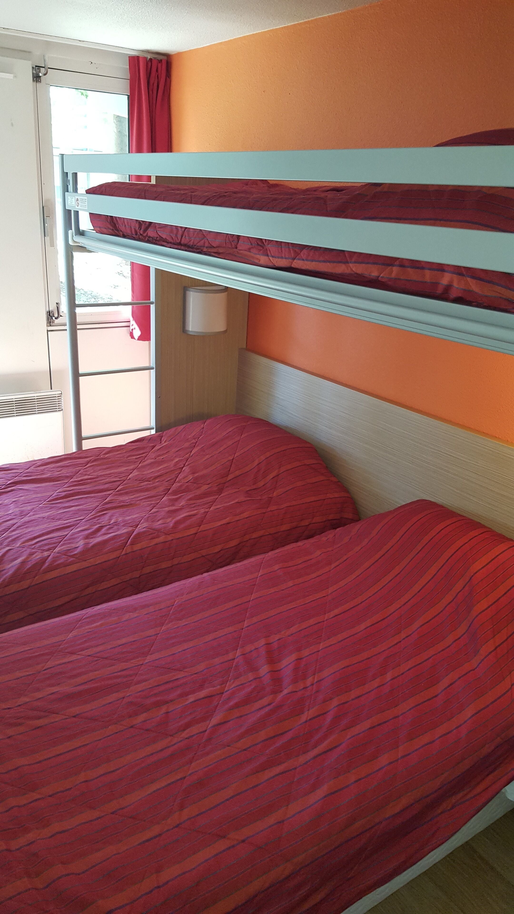 standard room, 3 single beds | premium bedding, desk, blackout curtains, iron/ironing board