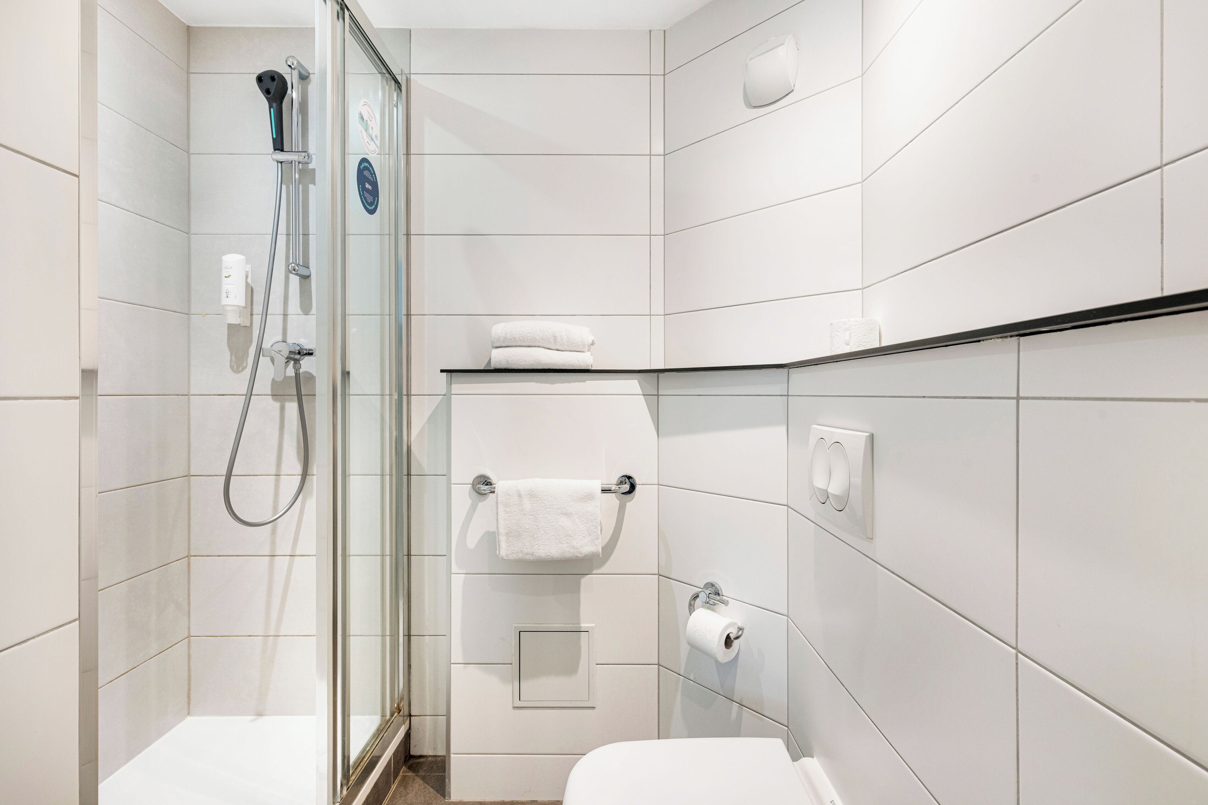 Bruser, miljøvenlige toiletartikler, håndklæder
