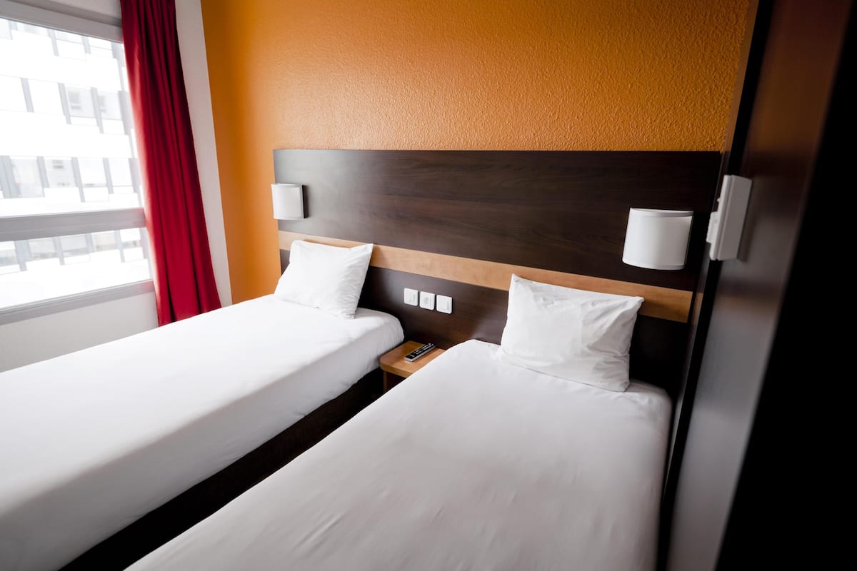 Chambre Confort, 2 lits une place