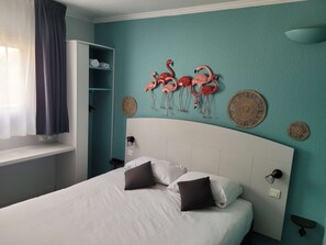 Desk, free WiFi, bed sheets
