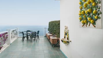 Suite Junior, vue mer (3 people) | Vue de la chambre