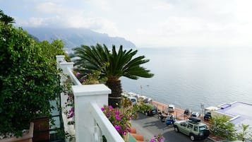 Junior Suite, Sea View | Beach/ocean view