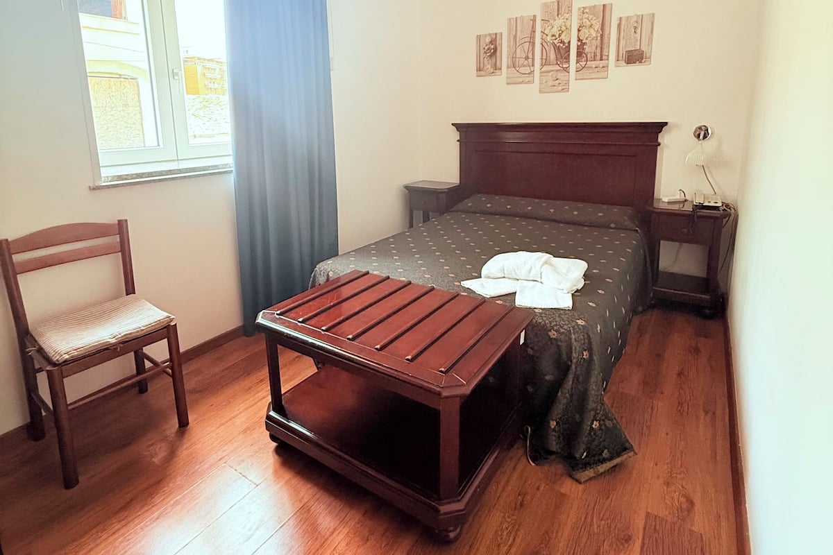 Comfort Single Room | 1 bedroom, premium bedding, in-room safe, desk