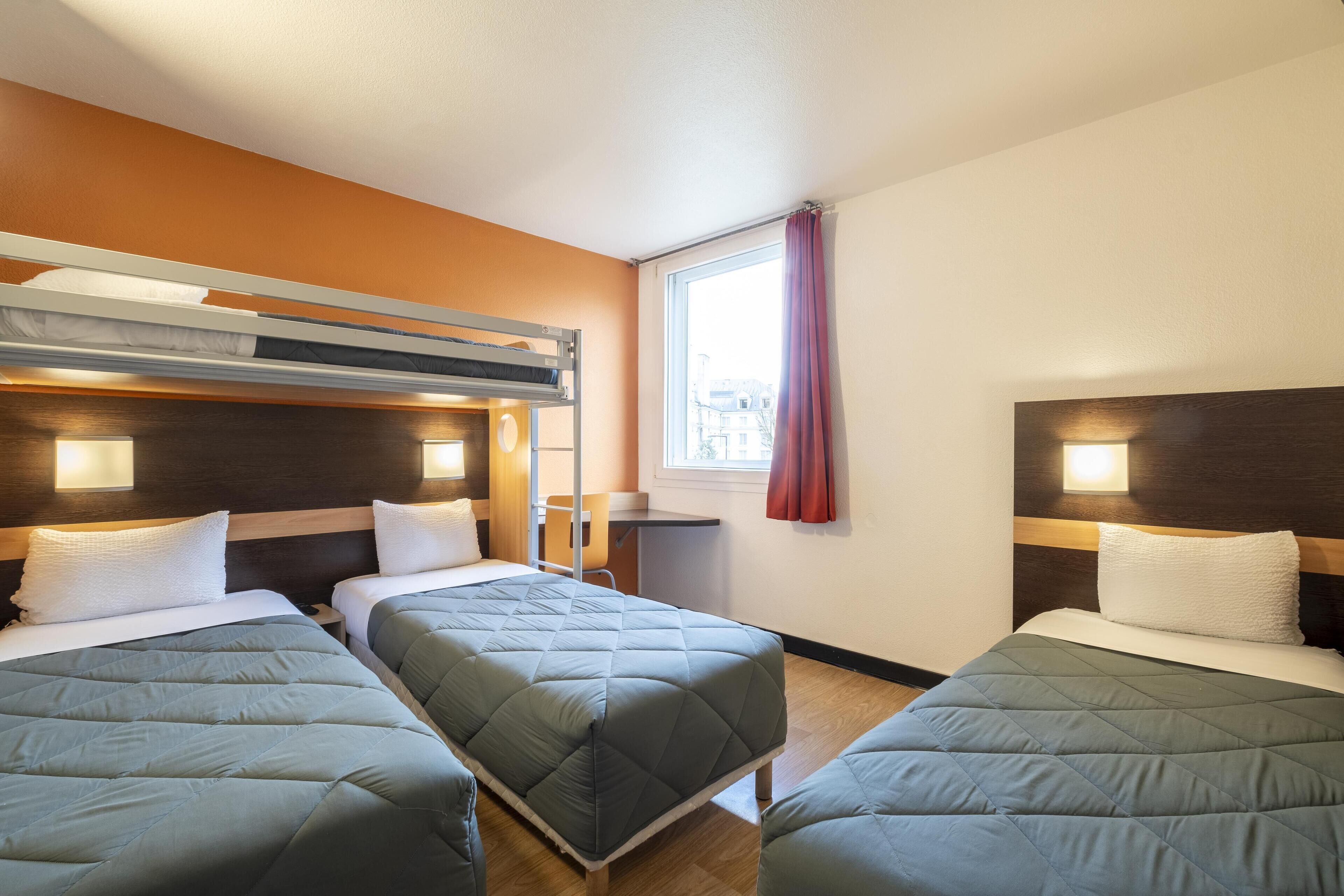 Standard Room, Multiple Beds