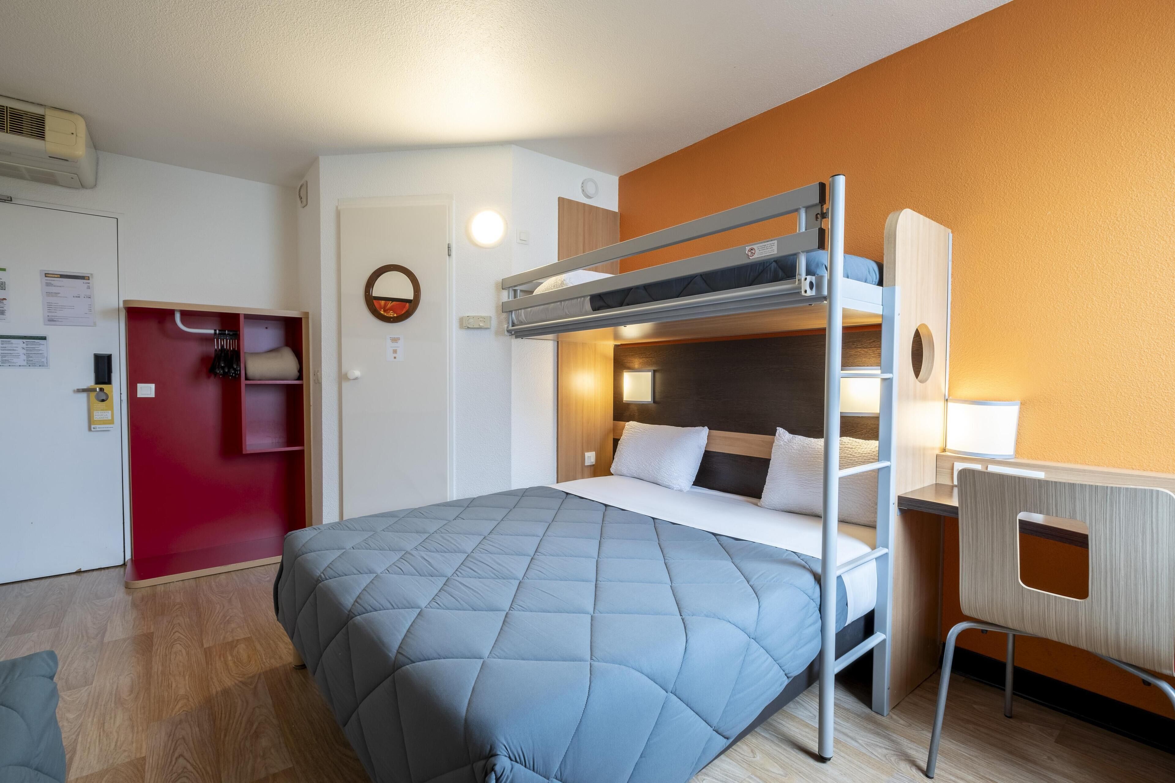 Standard Room, Multiple Beds | Desk, blackout curtains, soundproofing, free WiFi