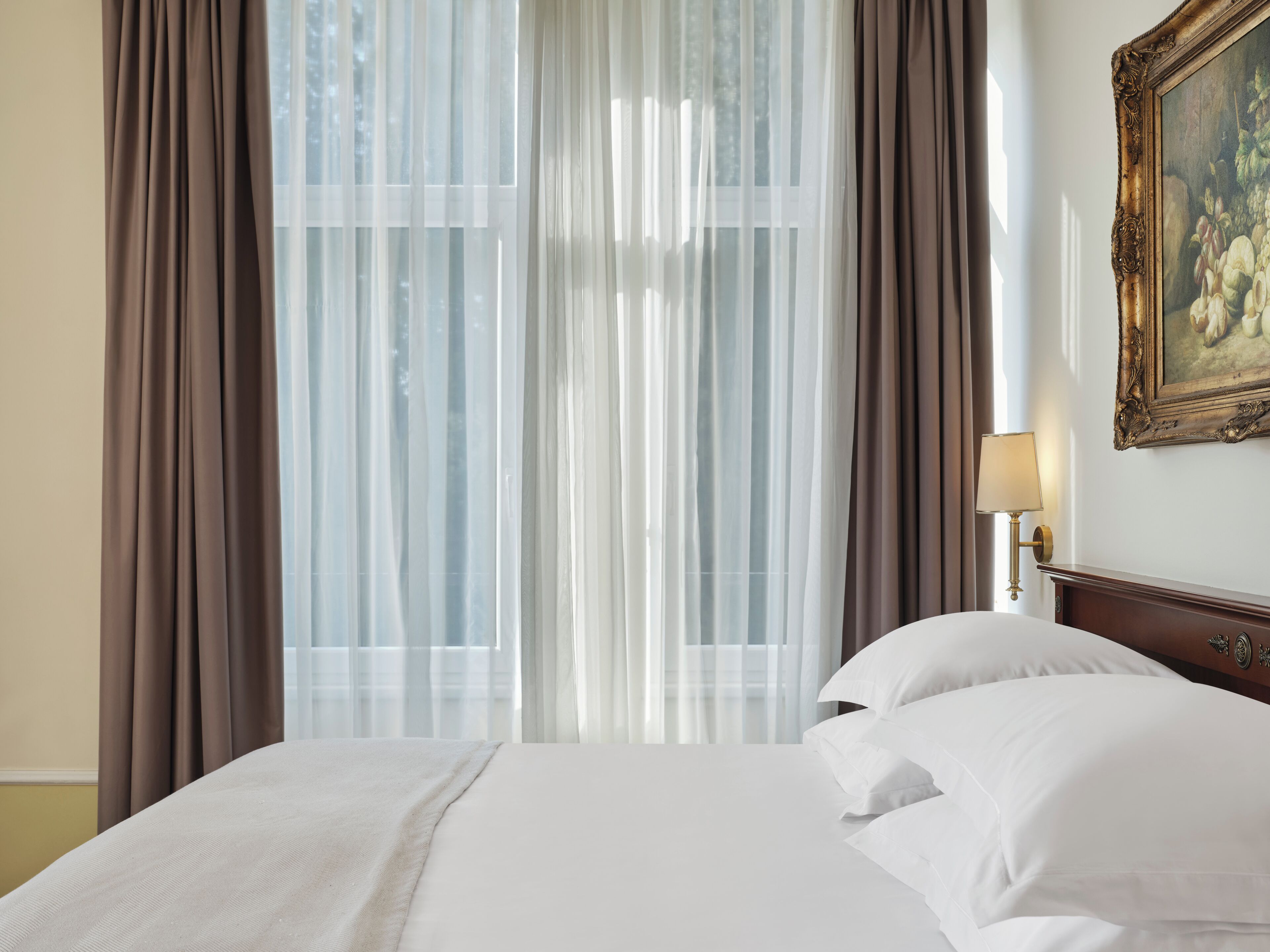 Standard Double or Twin Room, City View | Minibar, cribs/infant beds, free WiFi, bed sheets