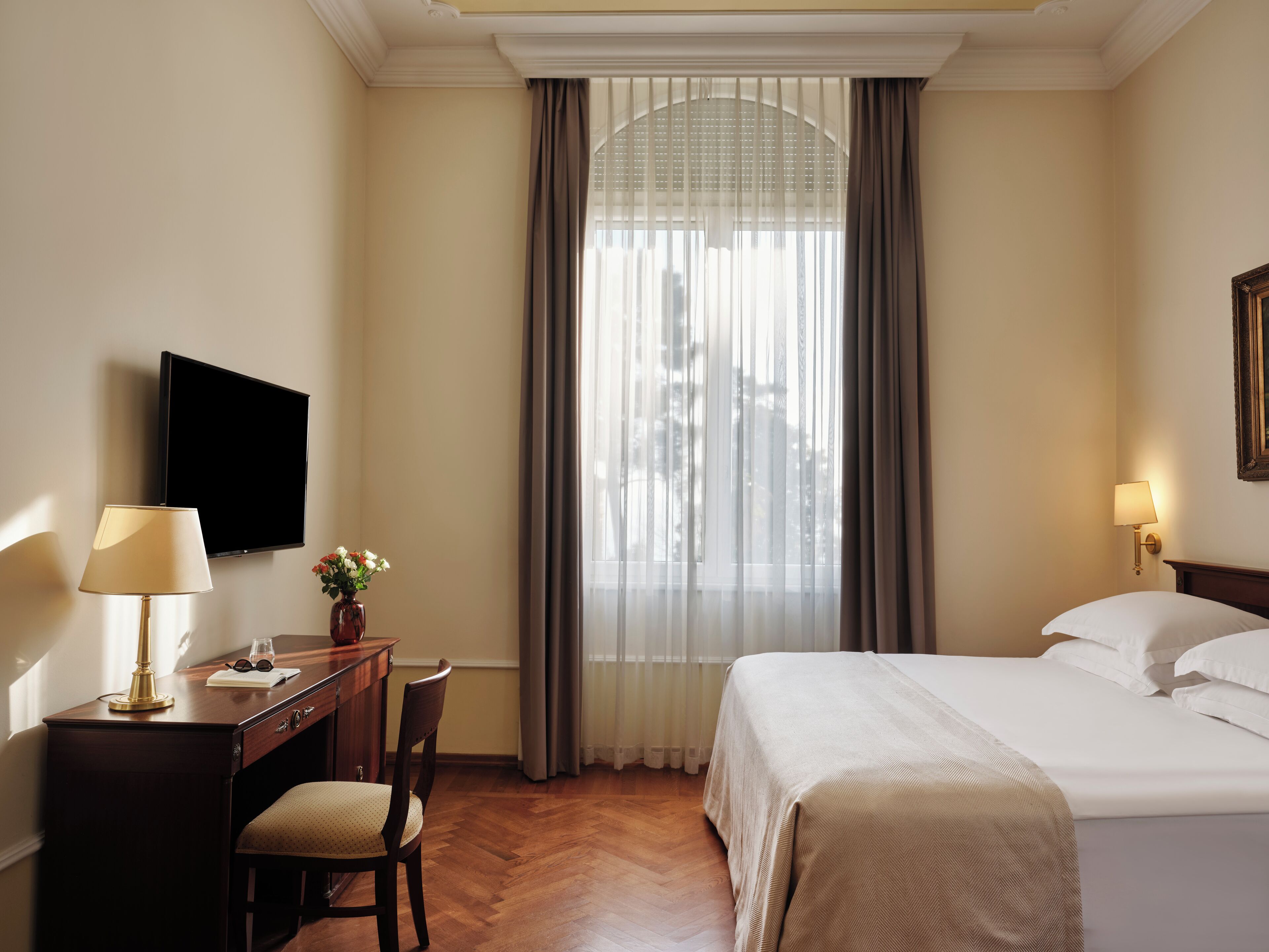 Minibar, cots/infant beds, free WiFi, bed sheets