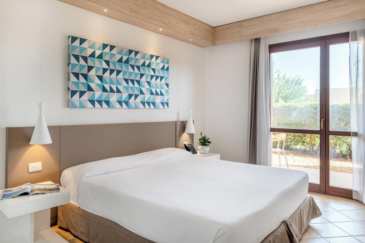 1 bedroom, minibar, in-room safe, desk