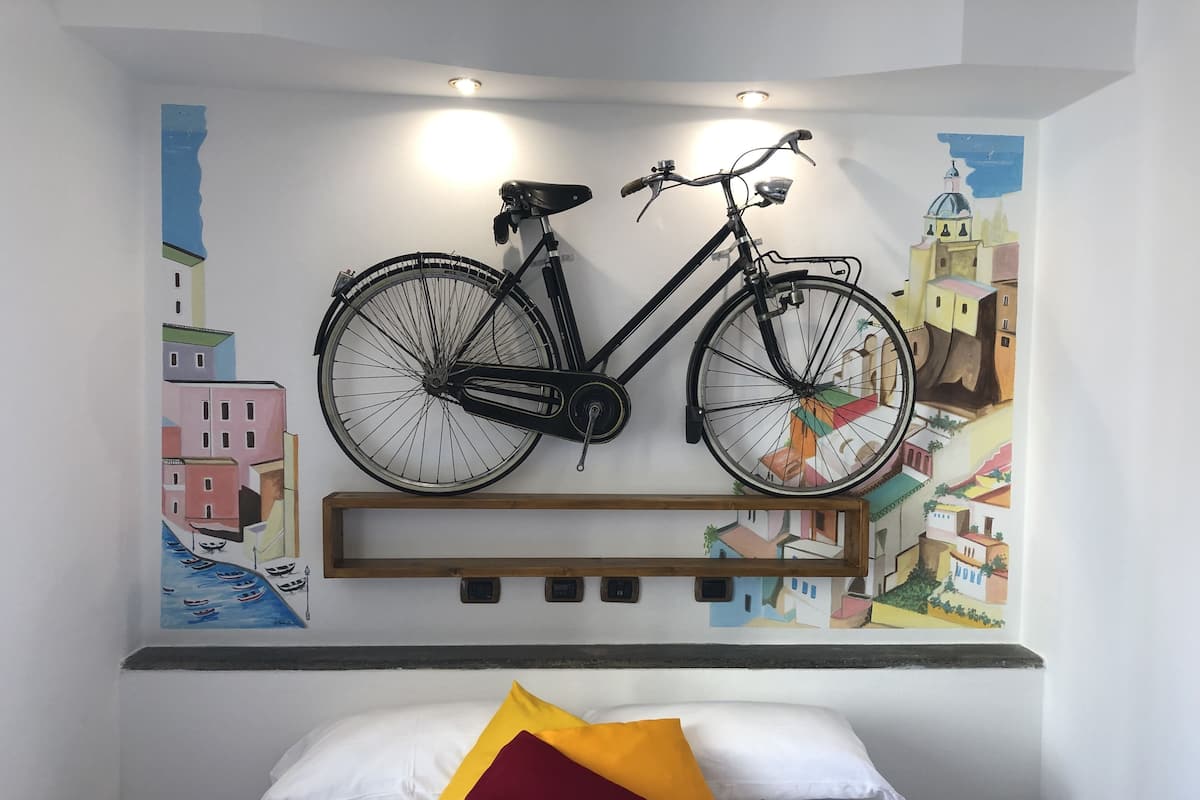Chambre Ăconomique, 1 grand lit 1 place | 1 chambre, coffres-forts dans les chambres, bureau