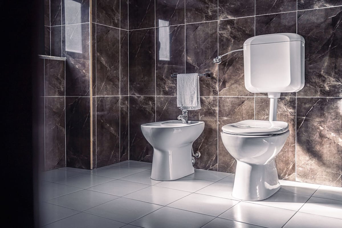 Bathroom | Shower, free toiletries, hair dryer, slippers