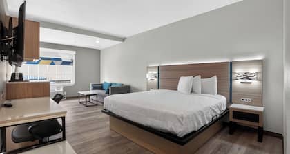 Sonesta Essential Hotel Houston-I-45 Spring