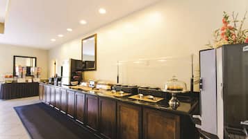 Free daily continental breakfast