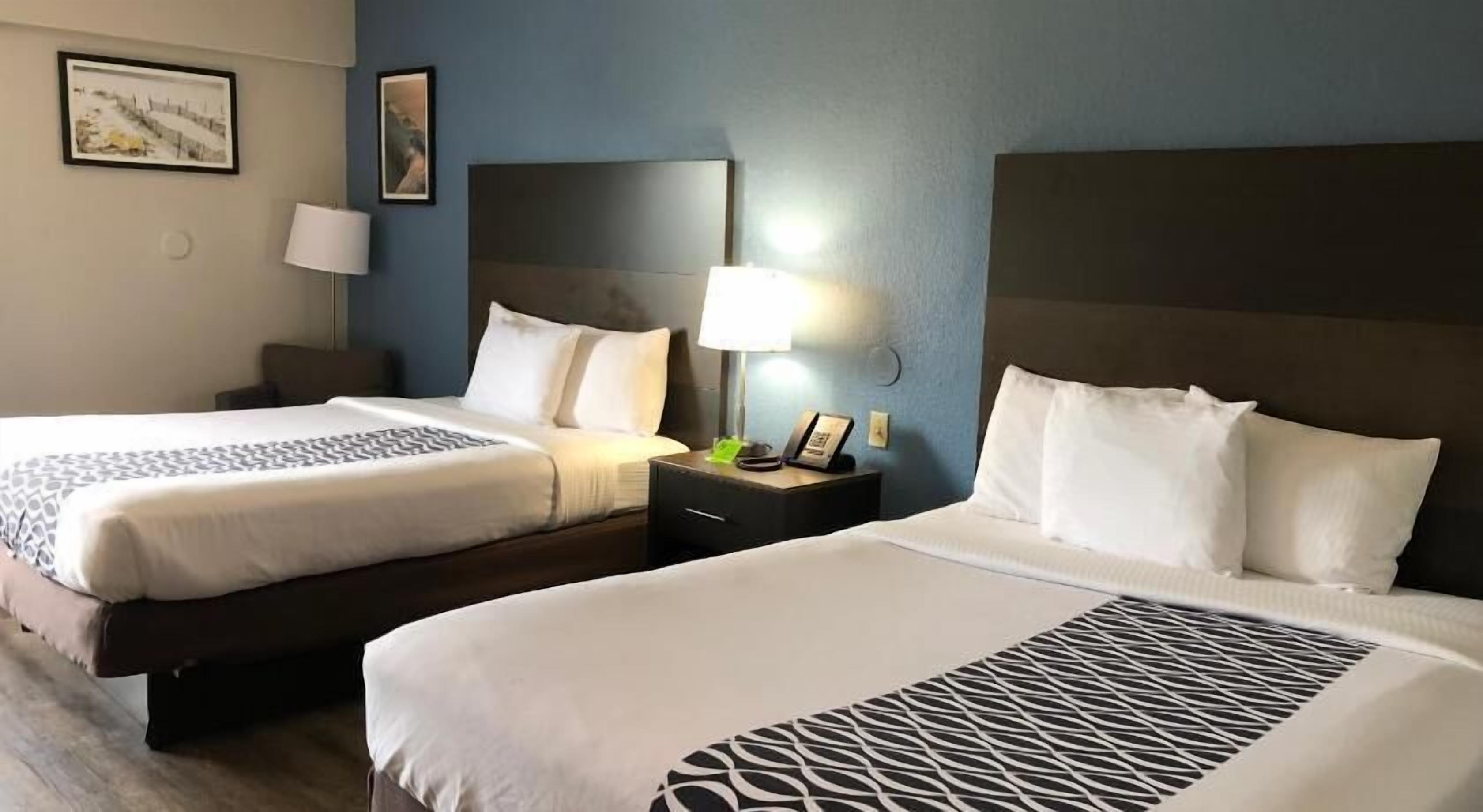 Ropa de cama de alta calidad y escritorio 