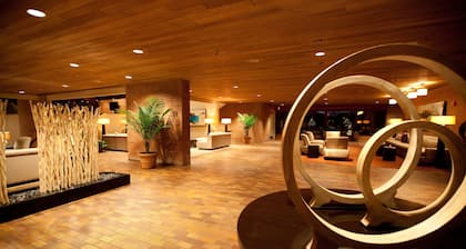 Chubb Hotel & Conference Center
