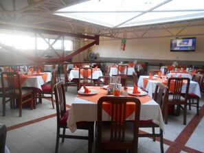Free daily continental breakfast - Hotel Puente Real (Puebla)