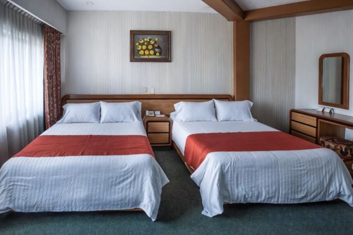 Double Suite