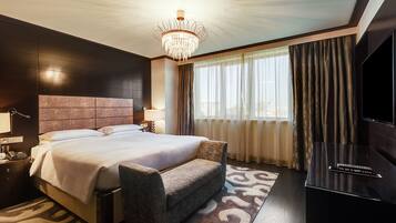 Regency, Suite ejecutiva | Ropa de cama hipoalergénica y minibar