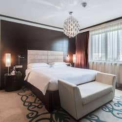 Ropa de cama hipoalergénica y minibar