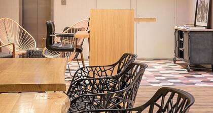 CADET Residence by Collection VESPER