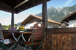 Comfort Apartment, Annex Building | View from room - ATLAS Posthotel (Garmisch-Partenkirchen)
