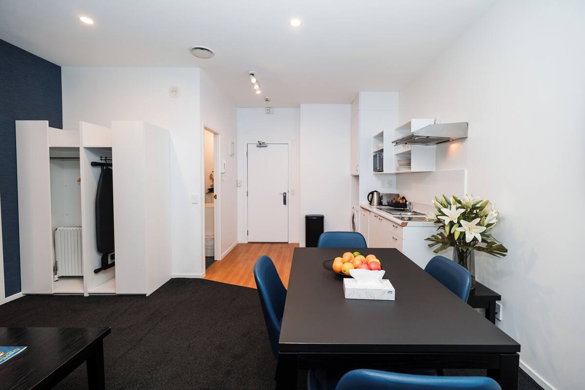 Departamento, 1 habitación | Área de sala de estar | Televisión LCD, Netflix y servicios de streaming