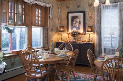 Harvest Moon Bed and Breakfast