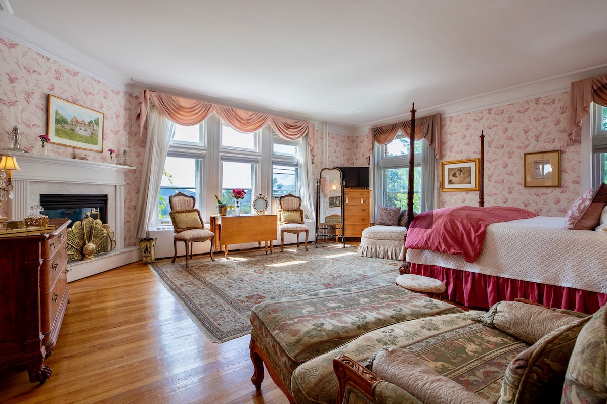 Mansion, Honeymoon Suite, Fireplace, Jacuzzi, Panaramic Views