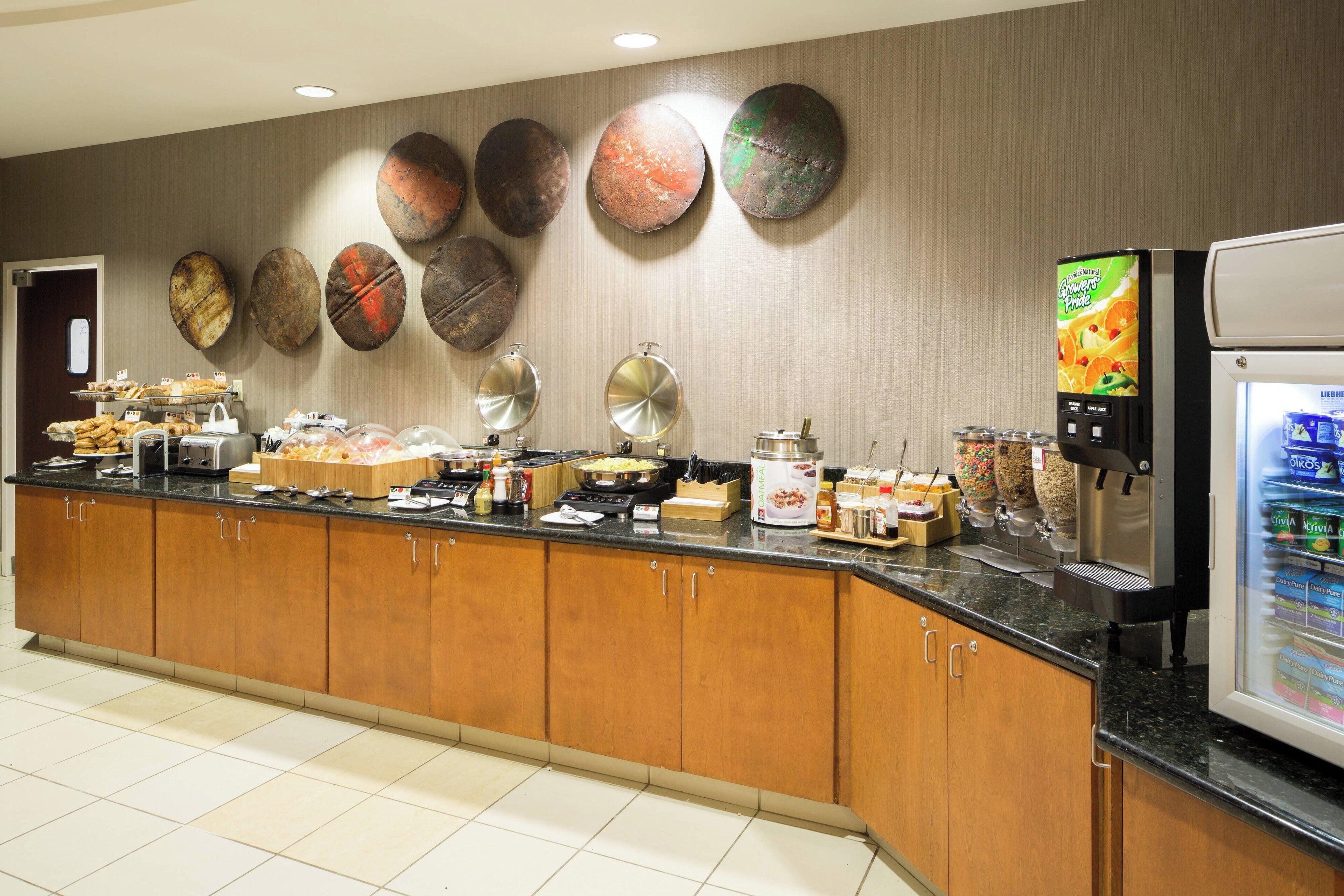 free daily buffet breakfast