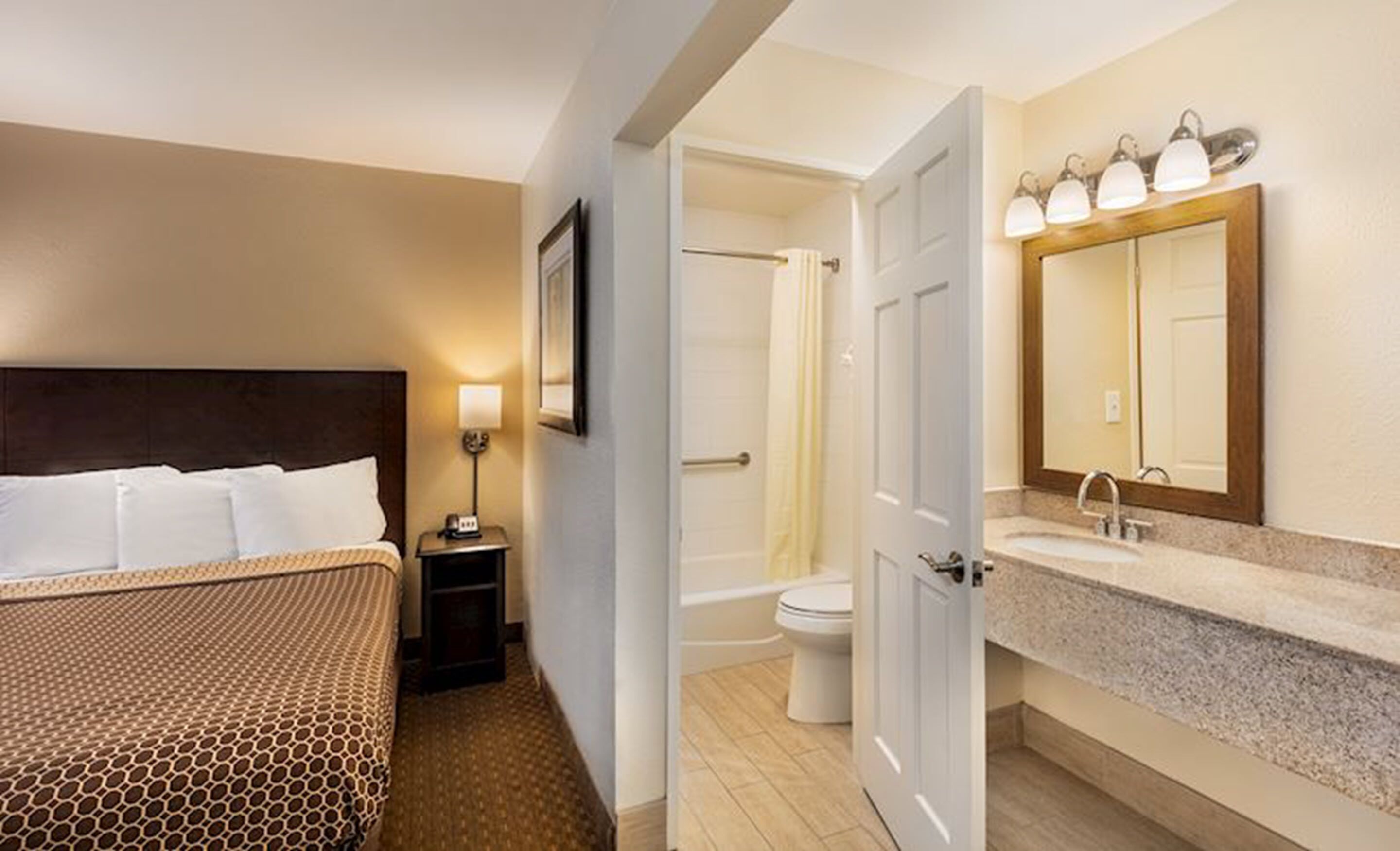 Photo - Key Inn & Suites