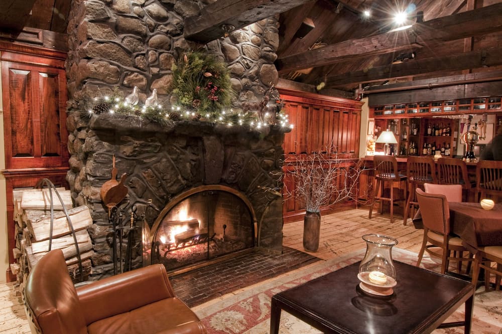 York Harbor Inn