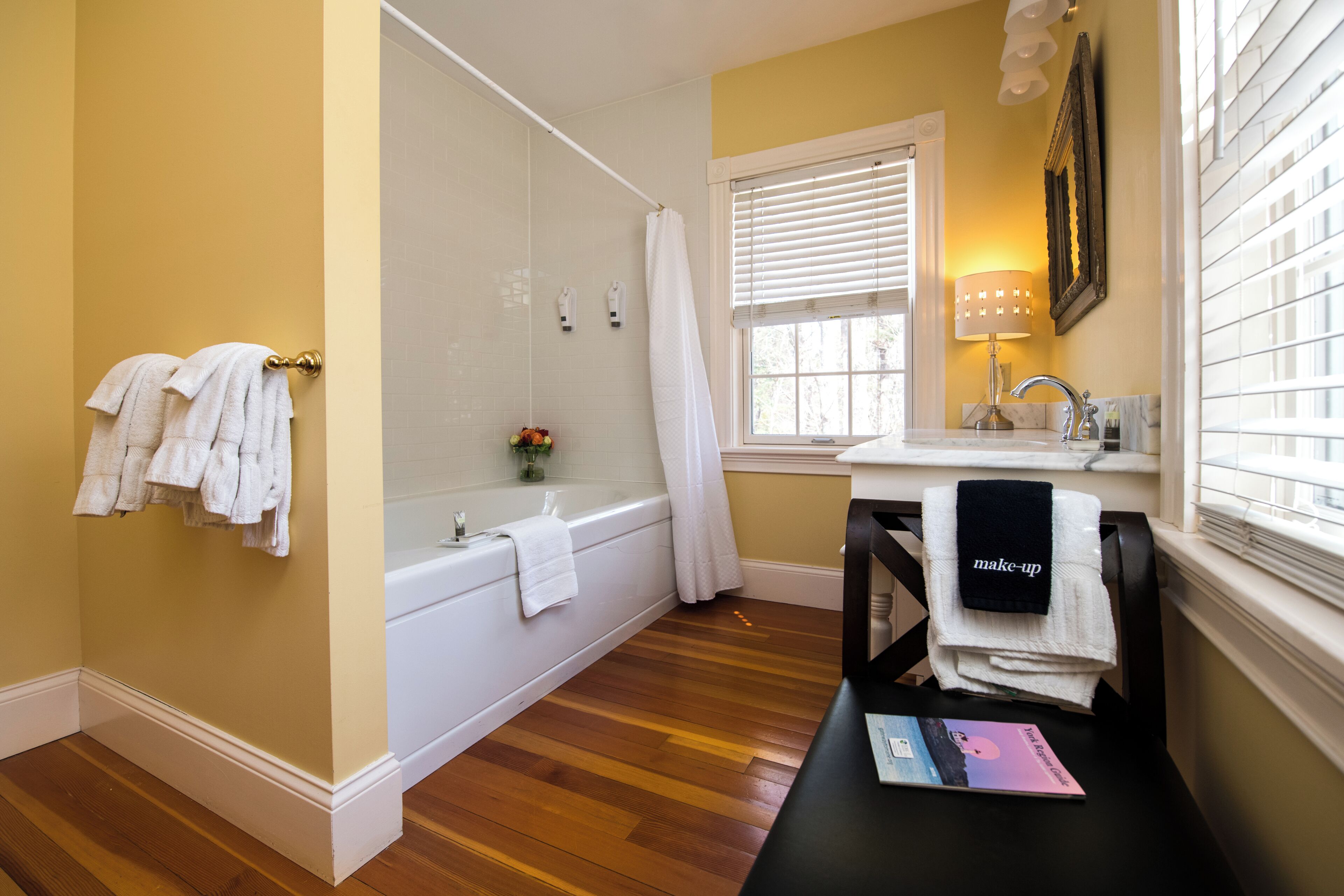 chapman cottage jacuzzi king | bathroom | designer toiletries, hair dryer, towels, toilet paper