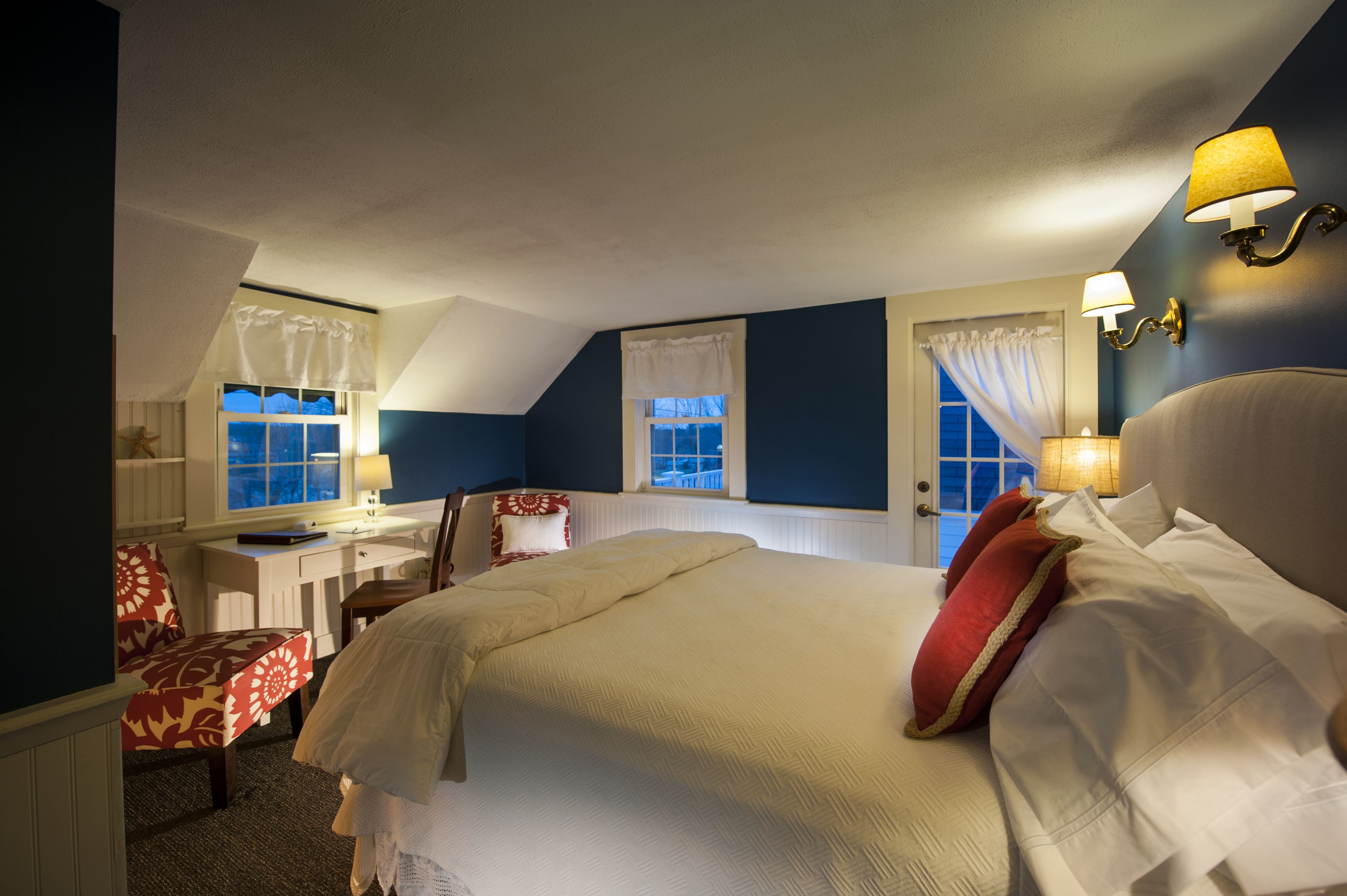 1 bedroom, premium bedding, individually decorated