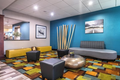 Holiday Inn Express & Suites Roanoke Rapids SE by IHG