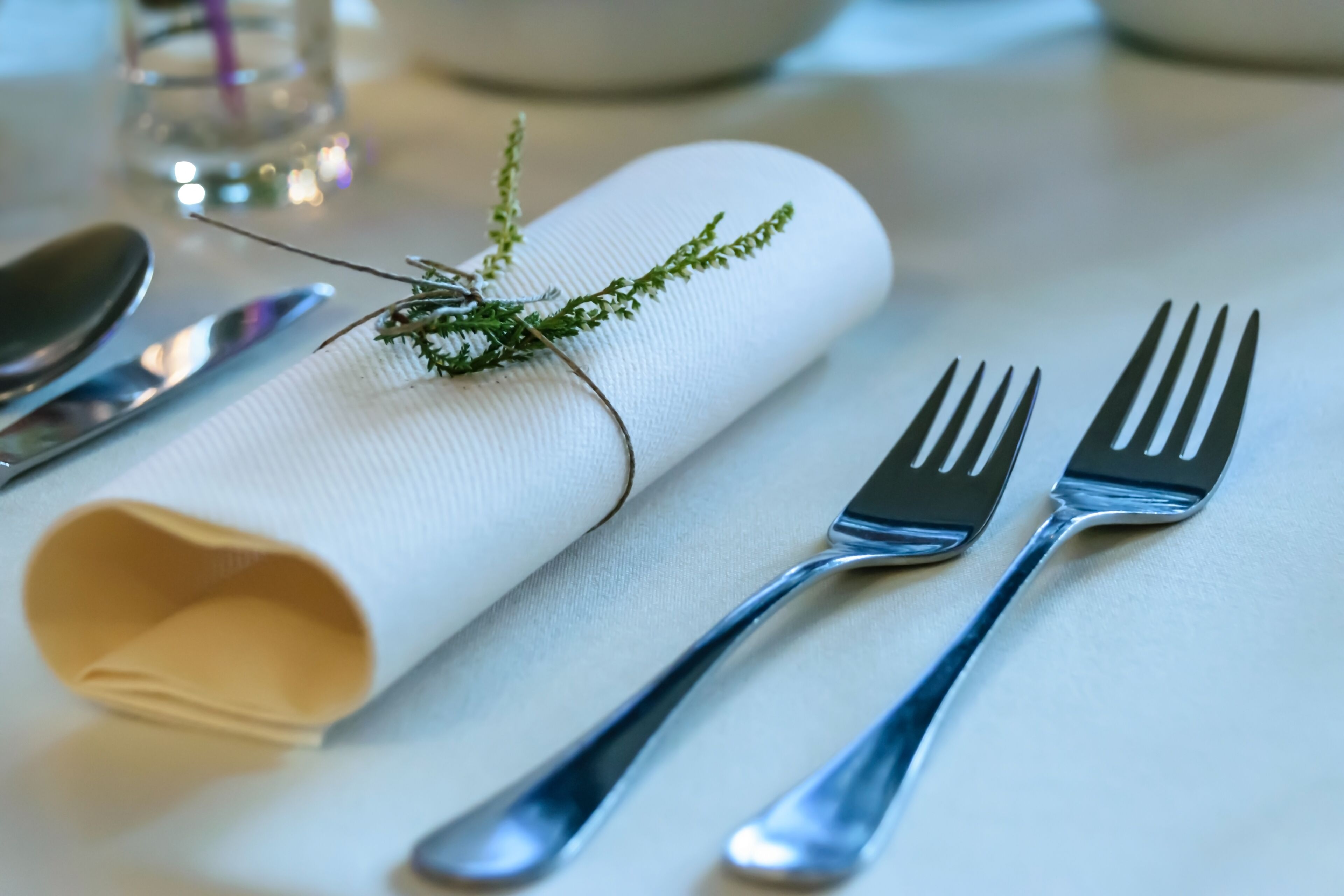 Petit déjeuner, déjeuner et dîner servis sur place