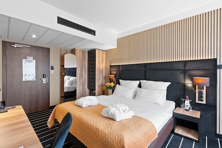 Double Room, Bathtub. Park Hotel Diament Katowice