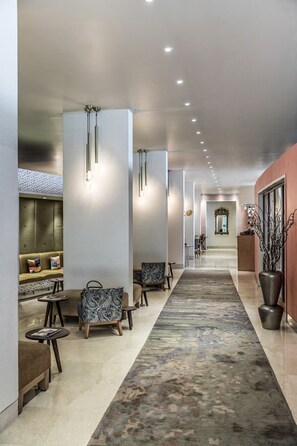 Sala de estar en el lobby