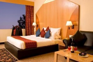 Desk, free WiFi, bed sheets, alarm clocks