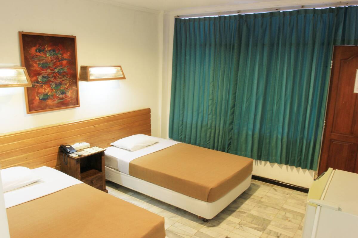 Deluxe Twin Room, 1 Bedroom, Pool View